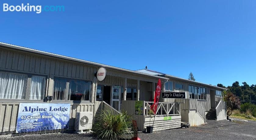 National Park Alpine Lodge主图