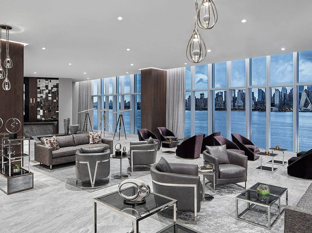 Envue, Autograph Collection主图