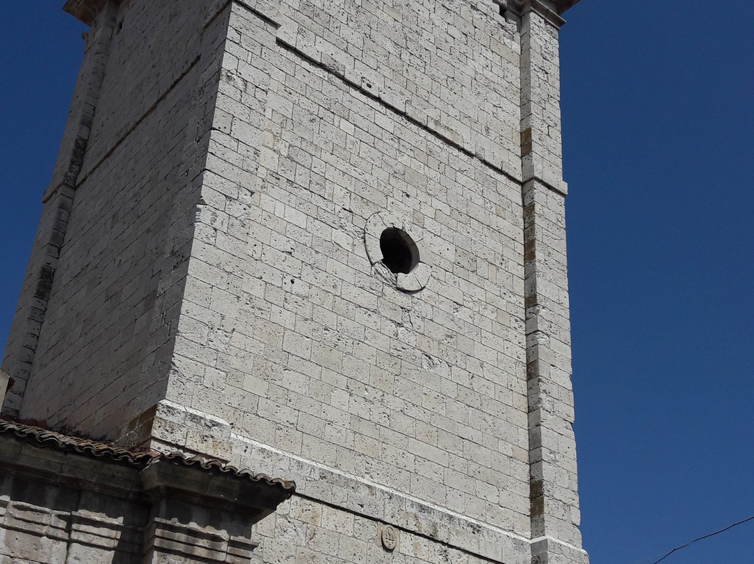 Iglesia de Santa Maria de Mediavilla景点图片
