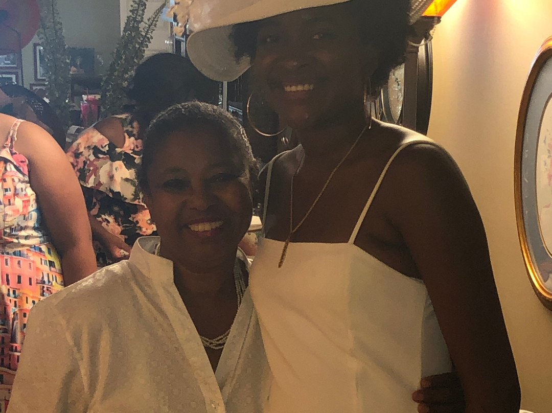 An Authentic Afternoon Tea-Bay Village必去景点