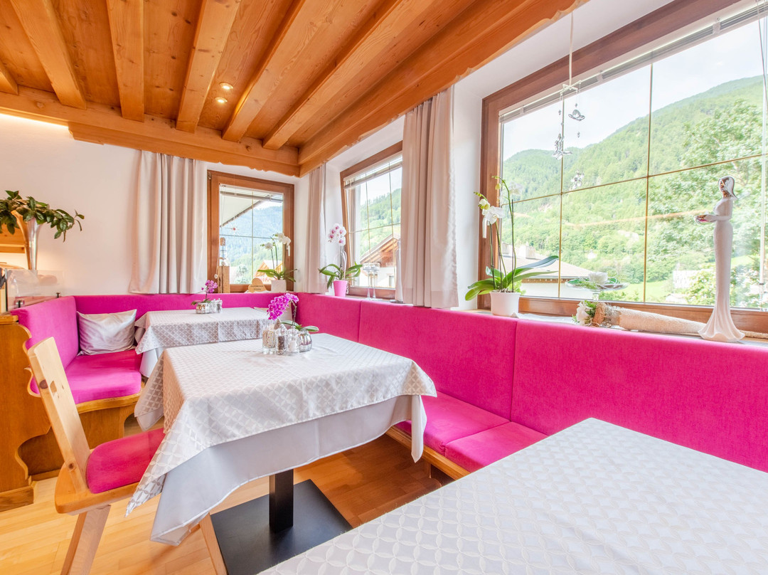 Garni Appartements Almrausch主图