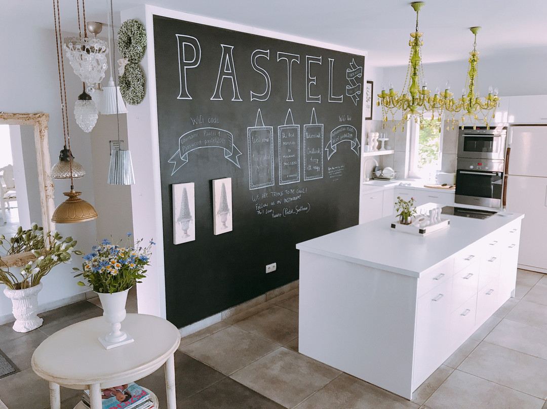 Pastel Guesthouse主图
