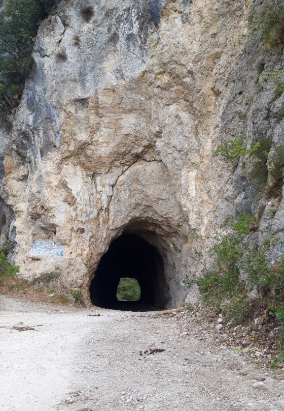 Skala Tzavelena-Glyki必去景点