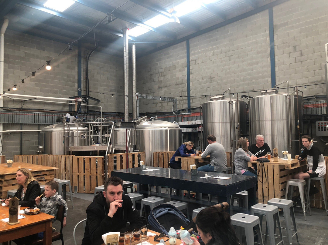 Beach Hut Brewery景点图片