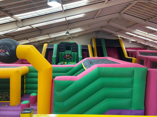 Jump Around Inflata-Park-Hornsea必去景点