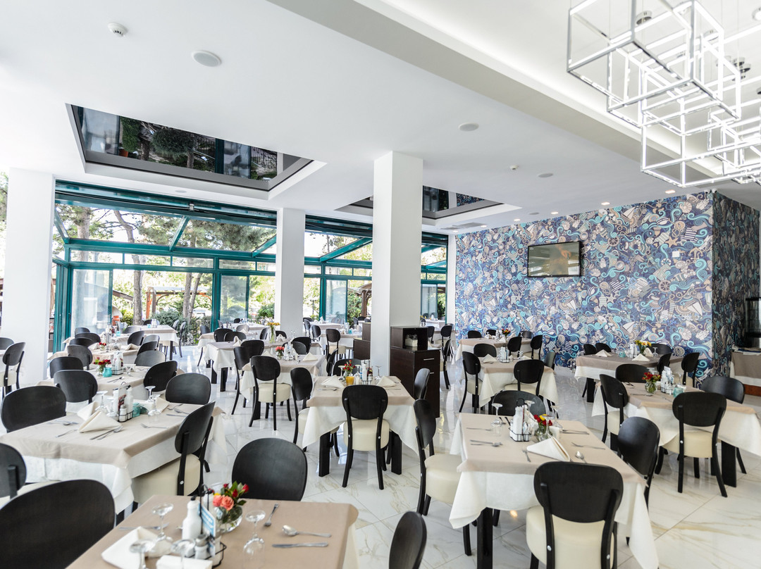 Mirage Medspa Hotel主图