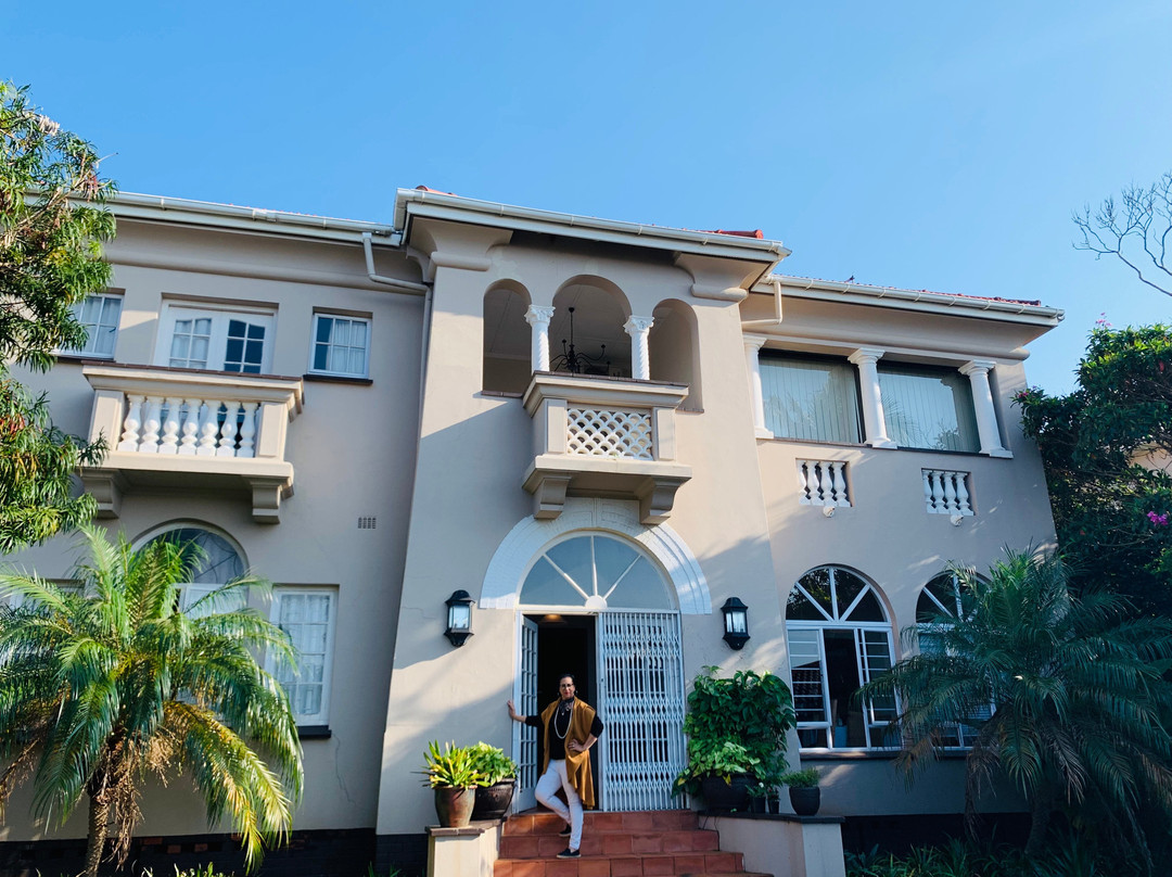 巴里岭酒店主图