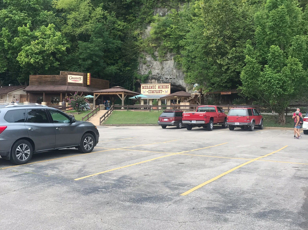 Meramac Caverns Motel主图