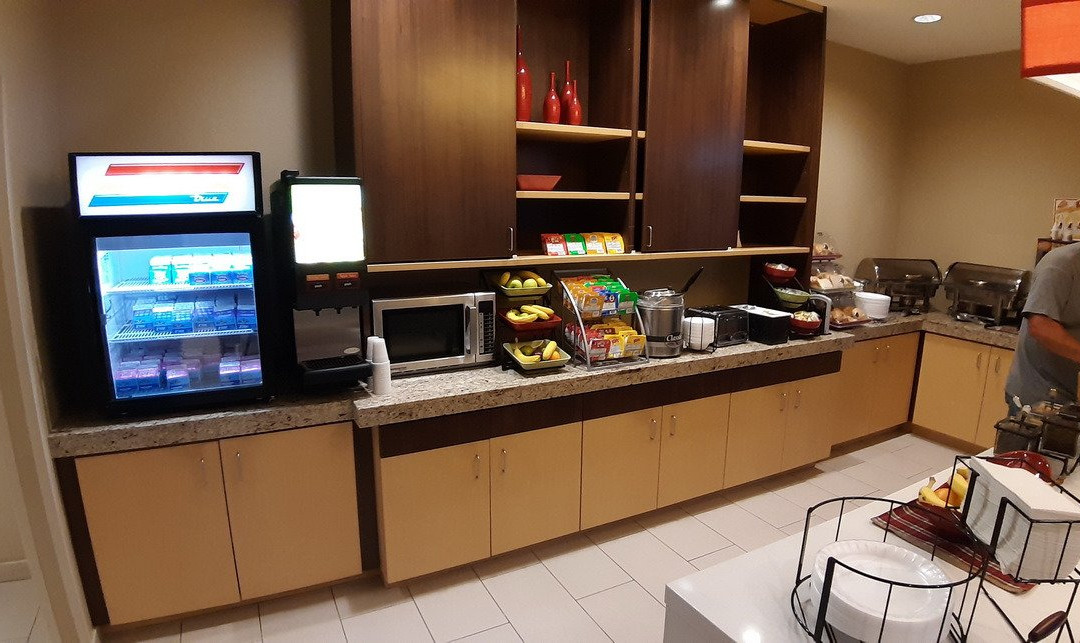 Candlewood Suites Fargo South - Medical Center by IHG主图