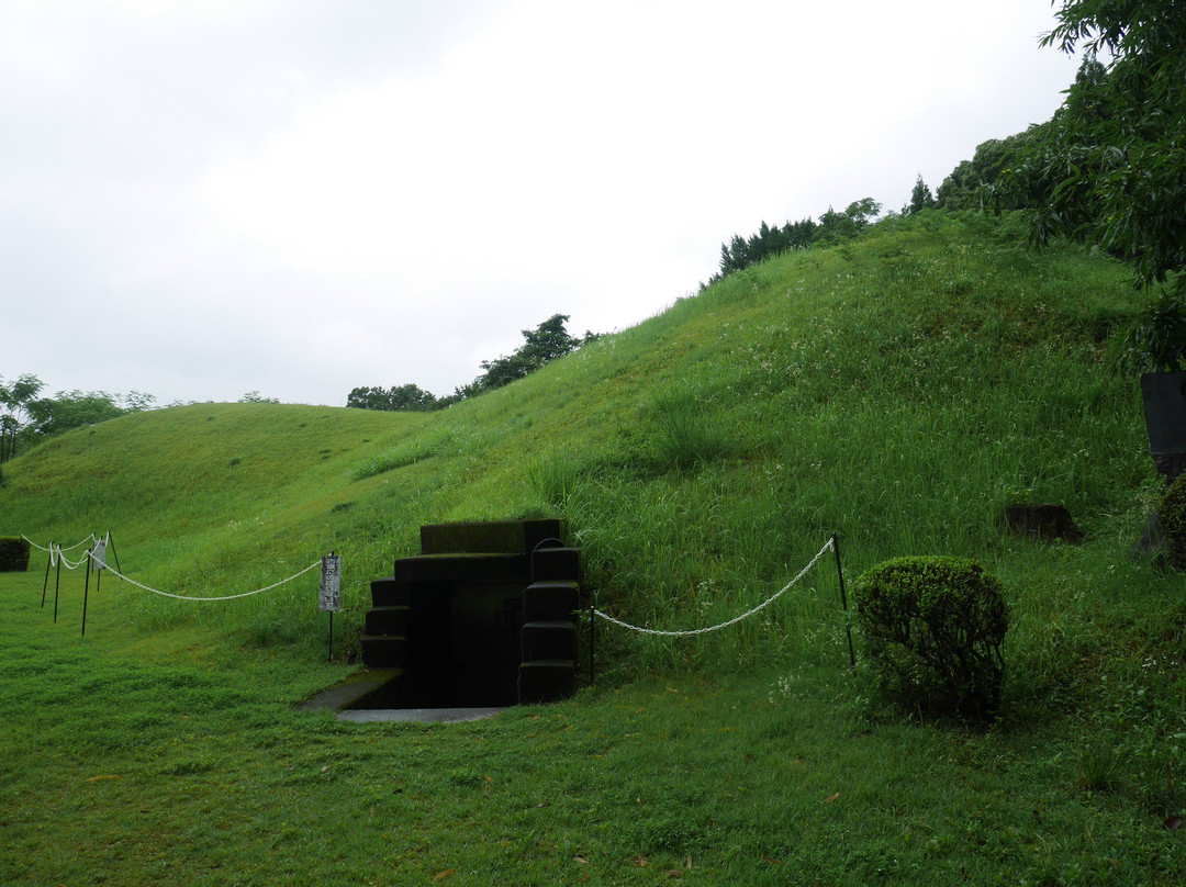 Chibusan Ancient Tomb-山鹿市必去景点