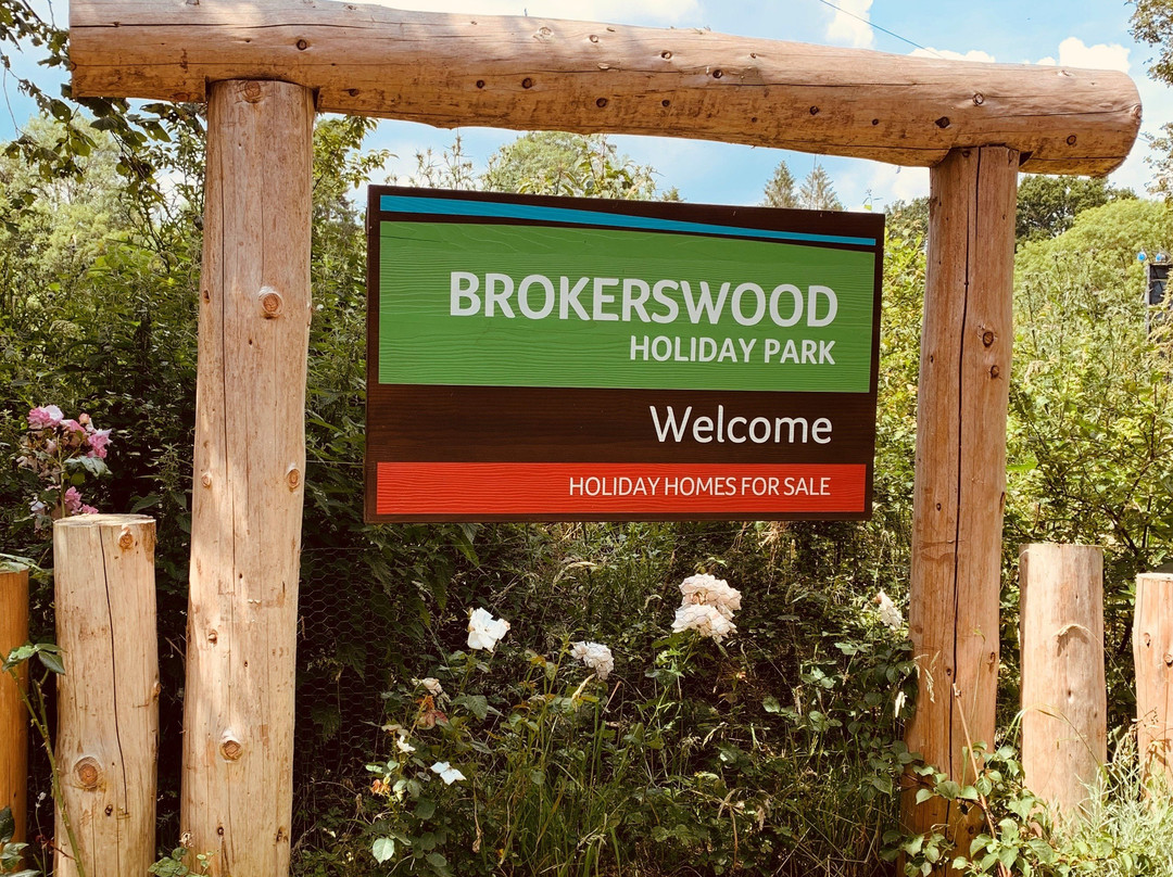 Brokerswood Holiday Park
