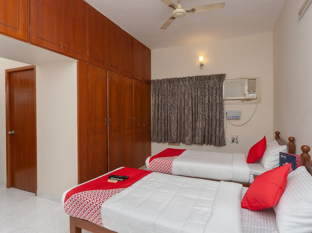 OYO 23212 Sea Cliff主图