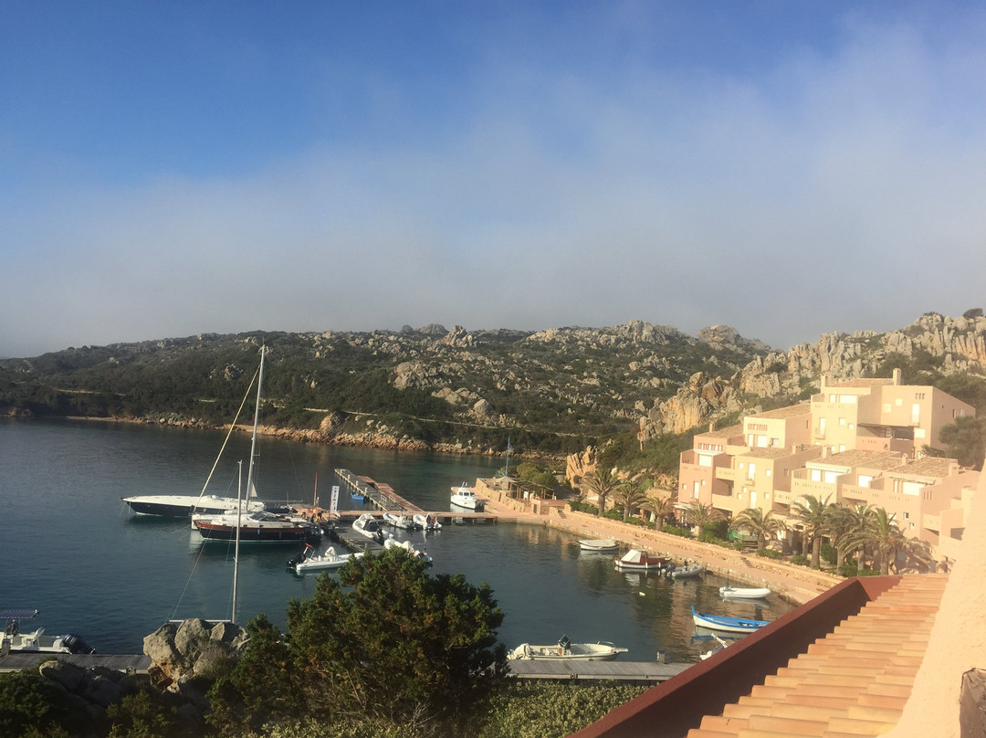 Cala Lunga Di Porto Massimo-拉马达莱娜必去景点