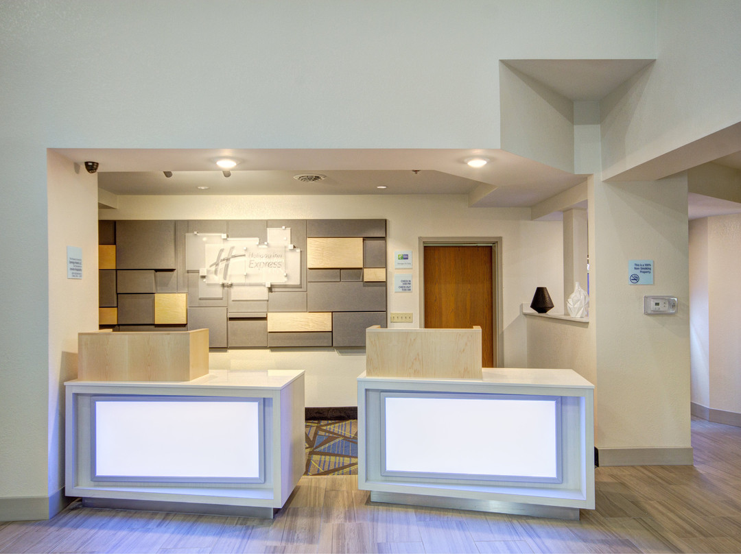 奥贝茨凯富酒店主图