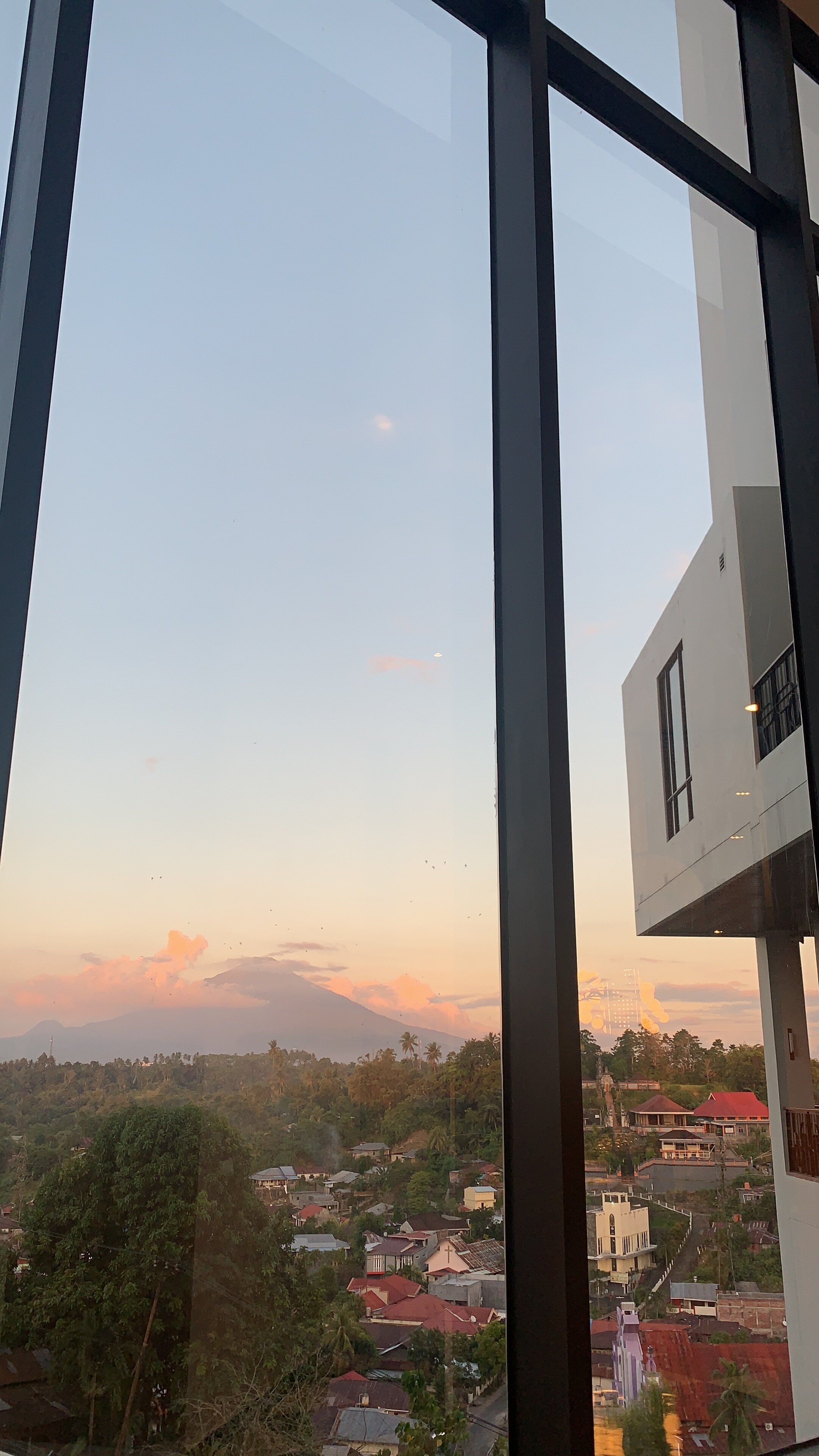 Luwansa Hotel and Convention Center Manado-官方