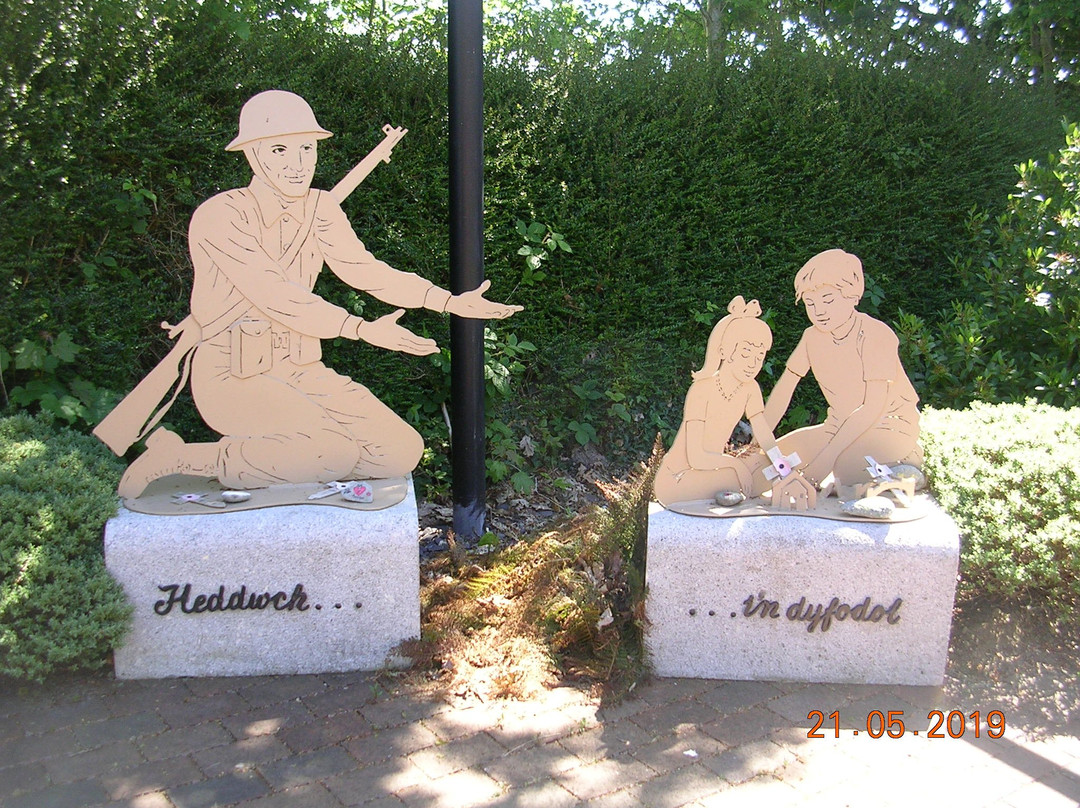 Dolgarrog War Memorial景点图片
