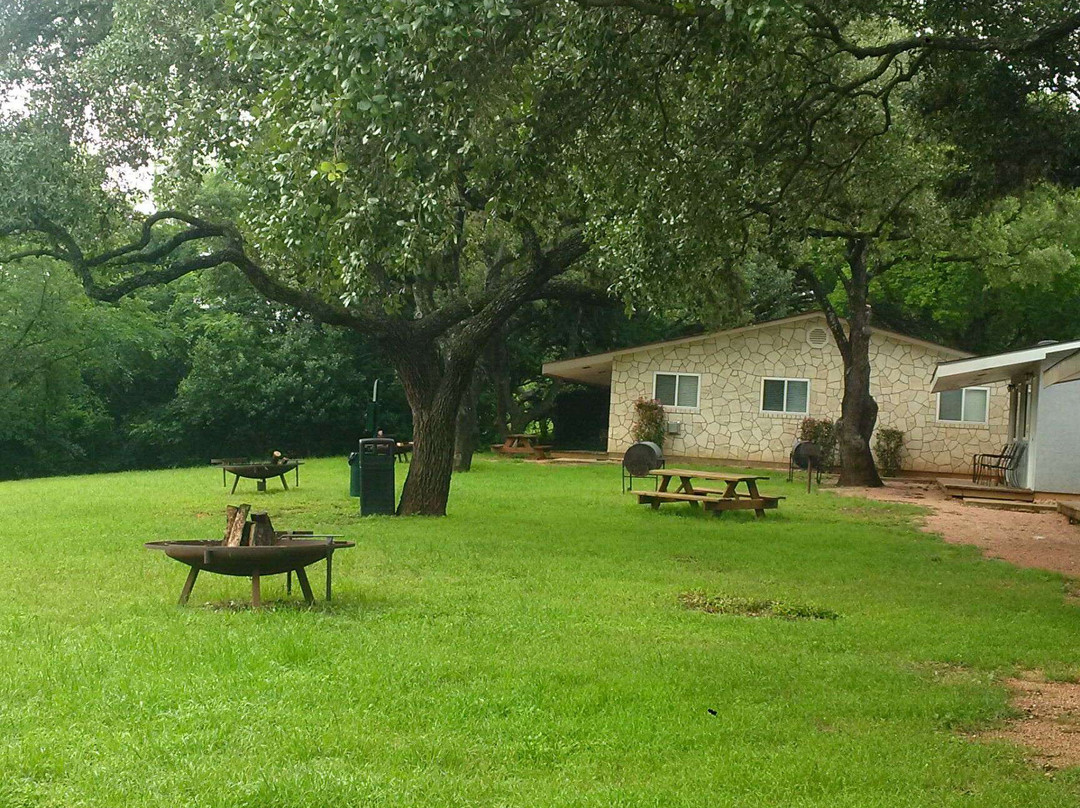 桃树套房酒店主图