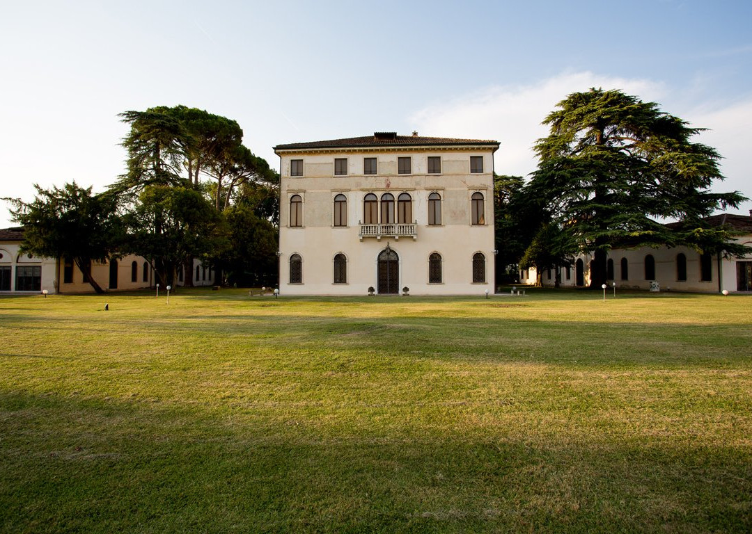 Ca' della Nave-Martellago必去景点