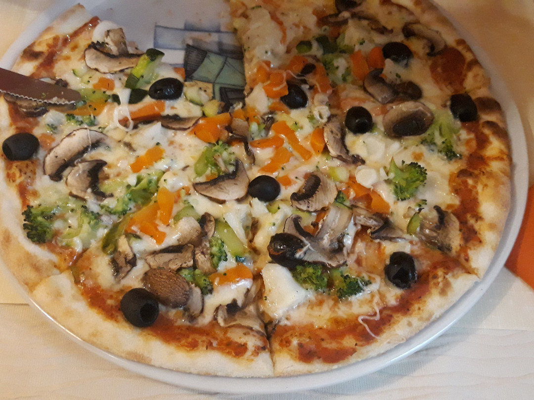 Le Paquier餐馆和美食-Restaurant Pizzeria Les Pontins