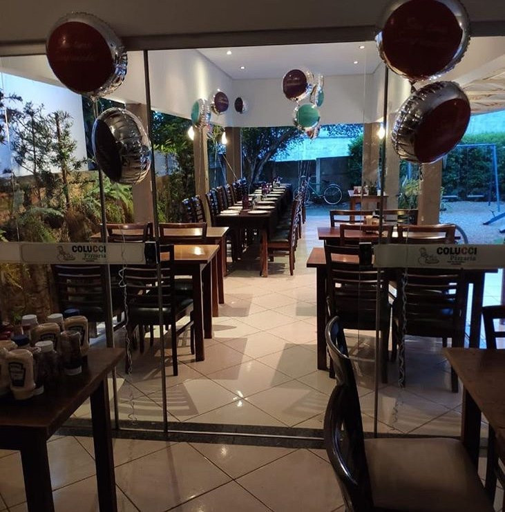 Itaberai餐馆和美食-Colucci Pizzaria