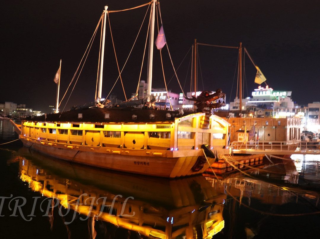 Geobukseon (Turtle Ship)-统营市必去景点