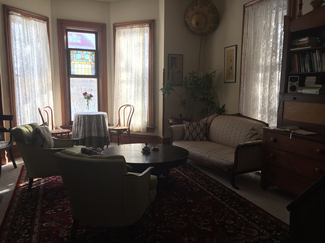 Black Squirrel Inn主图