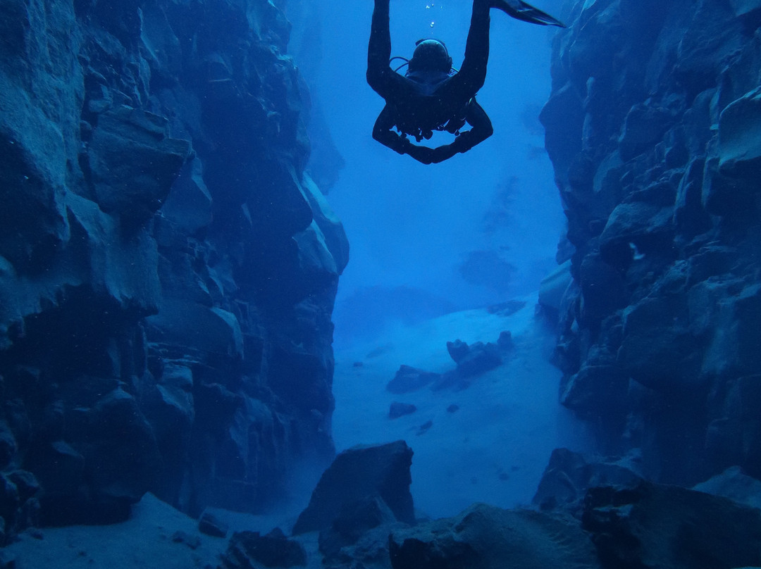 潜水一日游-雷克雅未克必去景点