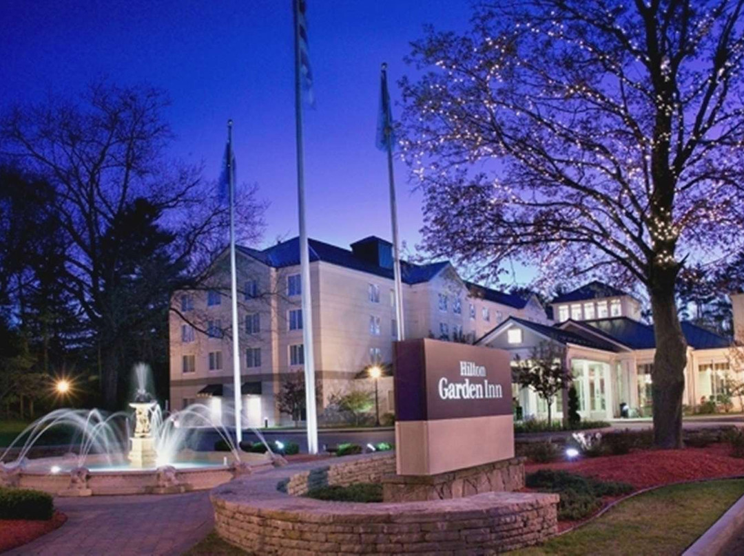 萨拉托加斯普林斯希尔顿花园酒店主图