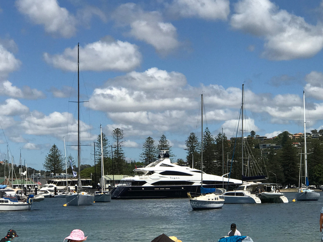 Clontarf Beach景点图片