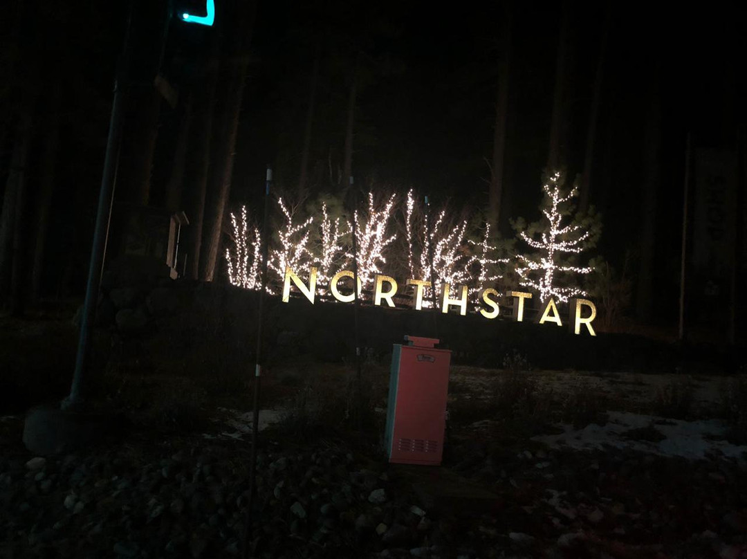 One Village Place Residences主图