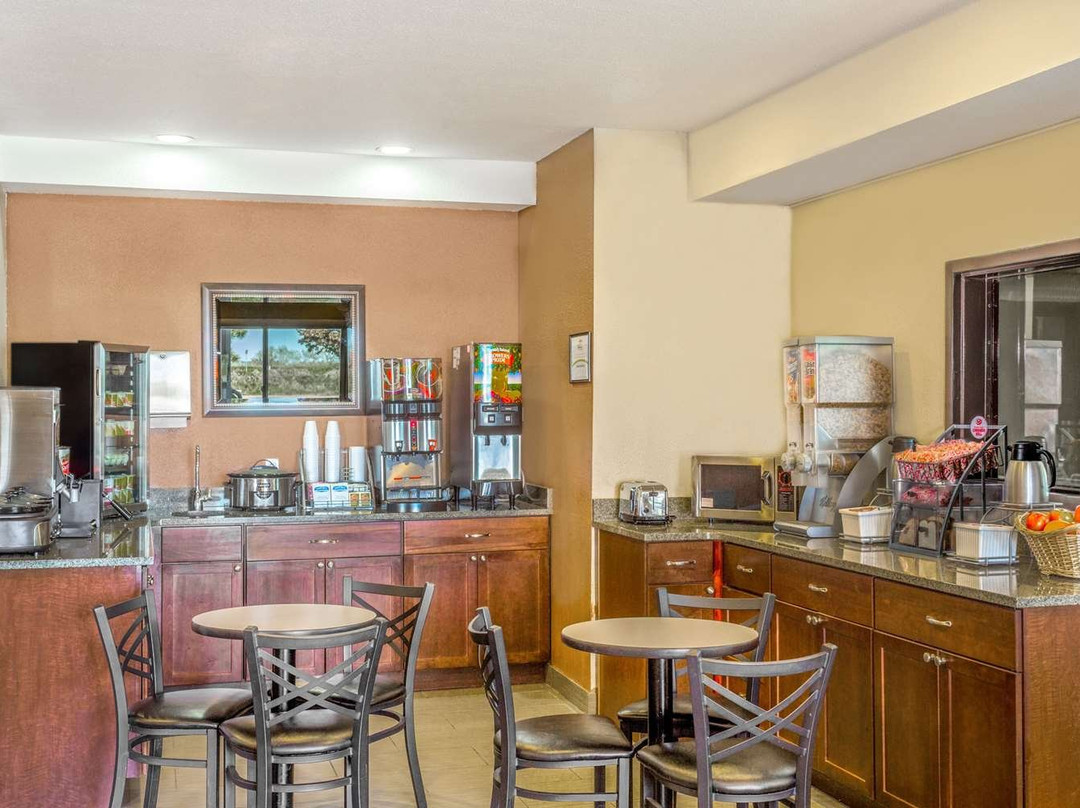 Super 8 by Wyndham Heyburn/Burley Area主图