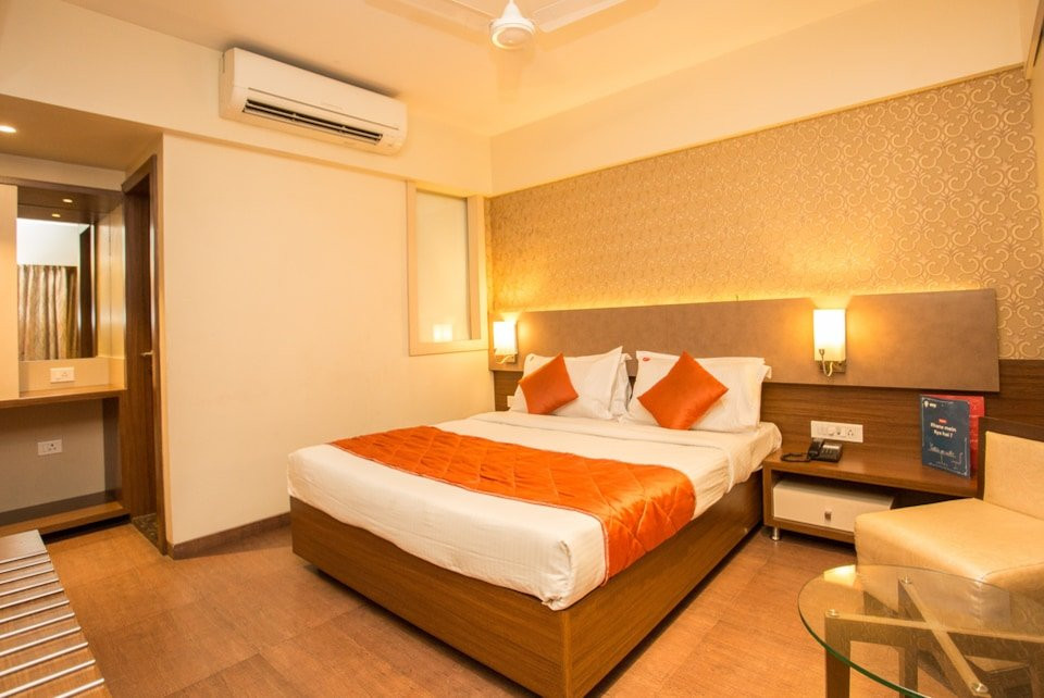 OYO 7053 Hotel Royal Classic主图