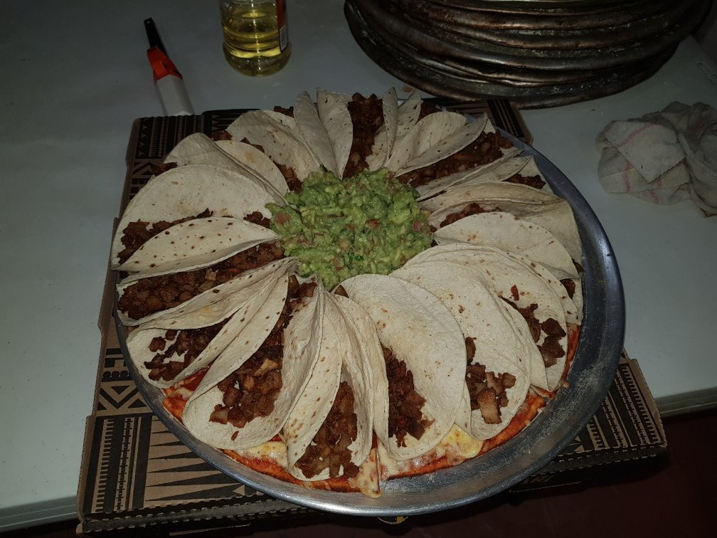 Adolfo Lopez Mateos餐馆和美食-Island Pizza