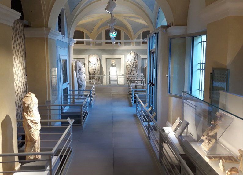 Santa Maria Nuova旅游攻略图片