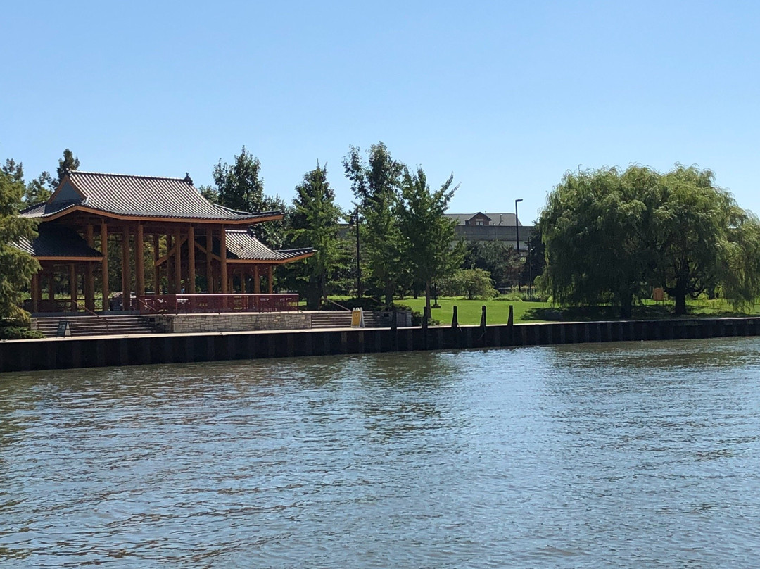 BBQ Pontoon-芝加哥必去景点