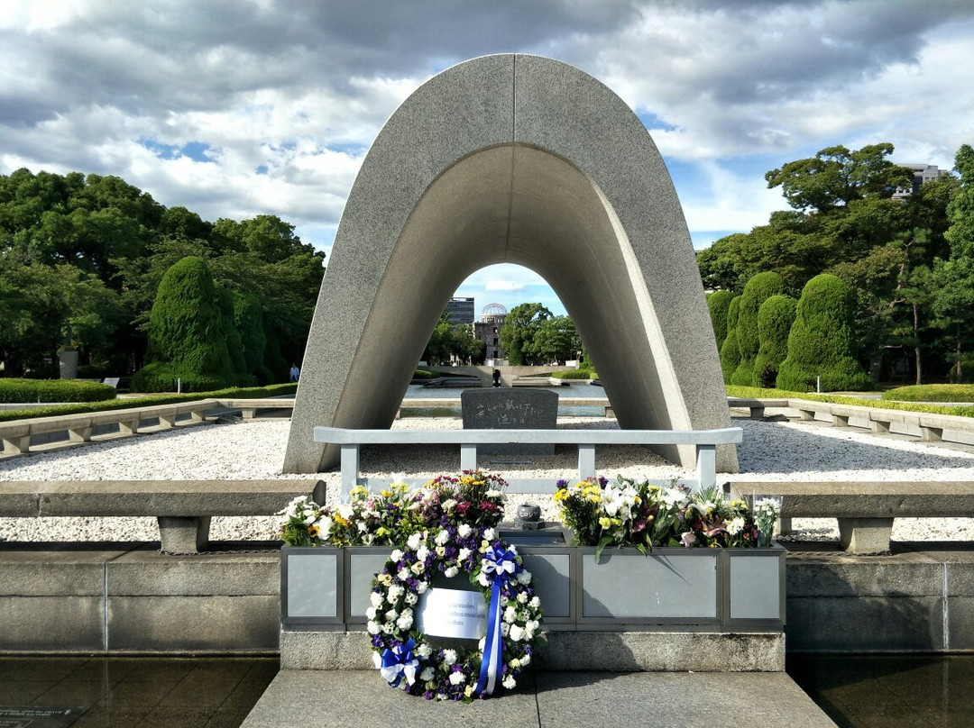 Hiroshima Peace City Monument Cenotaph for the Atomic Bomb Victims-广岛市必去景点