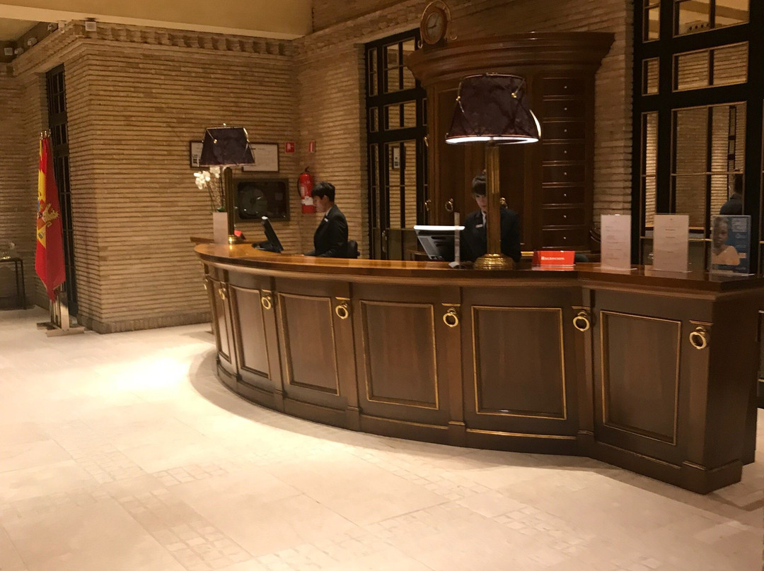 帕拉福克斯酒店主图