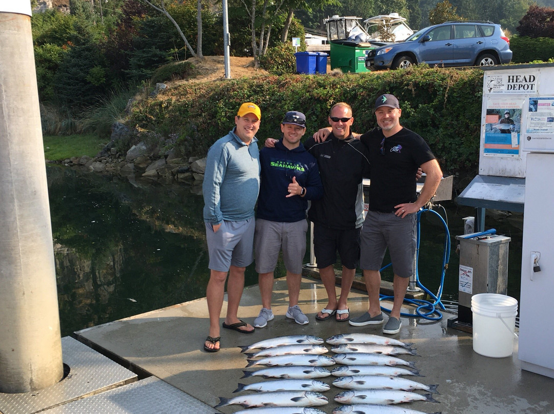 Watermark Salmon Fishing Charters-西温哥华必去景点