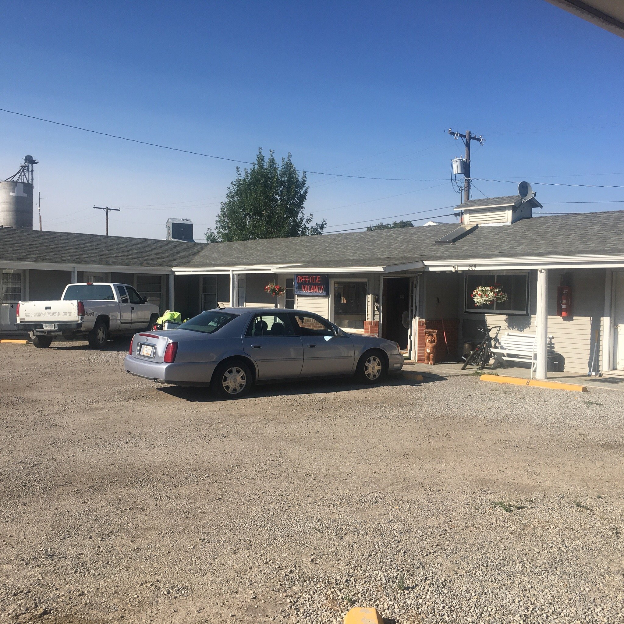 Big Sky Motel-官方