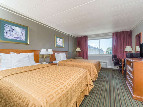 Days Inn by Wyndham Columbus East Airport主图