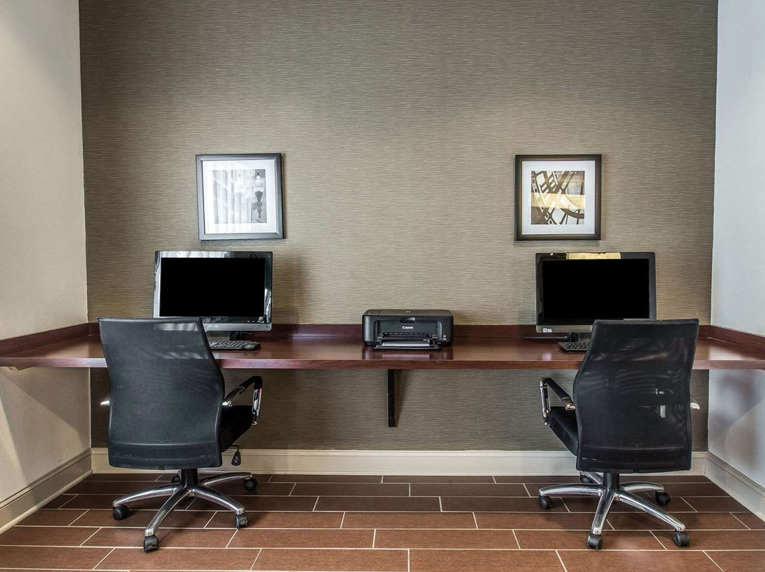 Sleep Inn & Suites主图