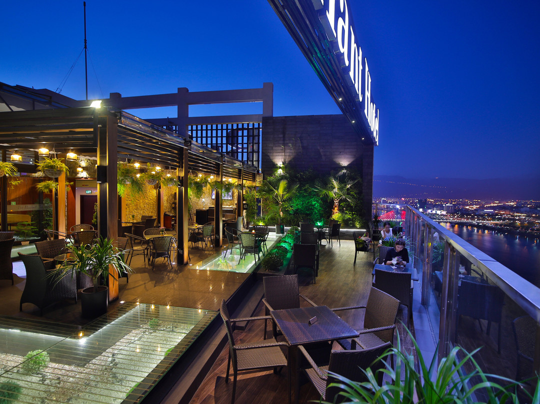 Brilliant Top Bar