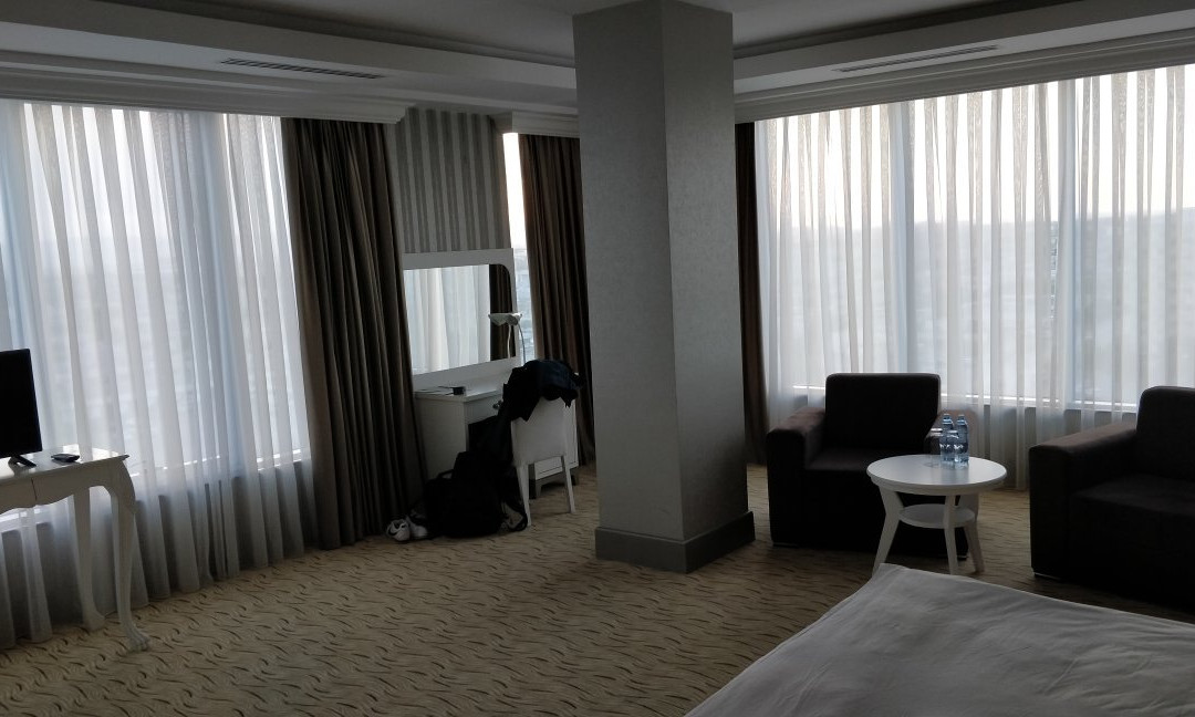 Sumgayit Plaza Hotel主图