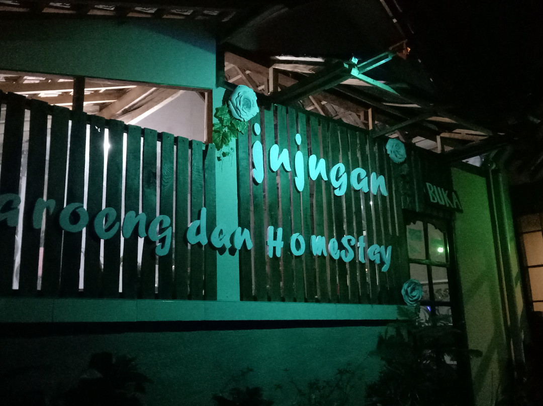 Warung & Homestay Jujugan