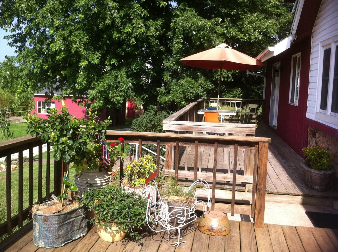 The Cottages at Ozark Highlands Farm