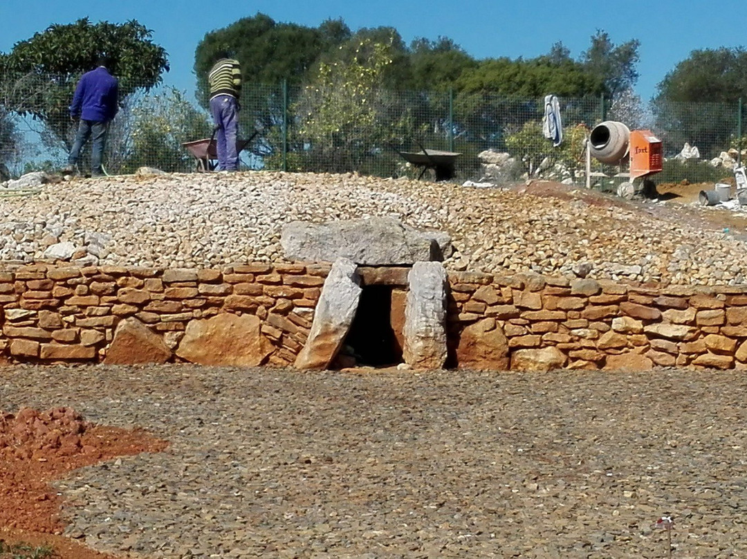 Monumentos Megalíticas de Alcalar景点图片