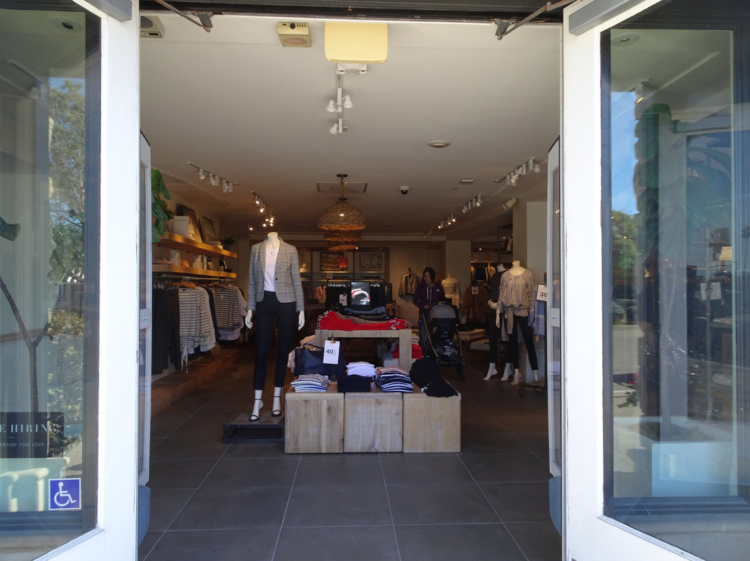 Del Mar Plaza-德尔马必去景点