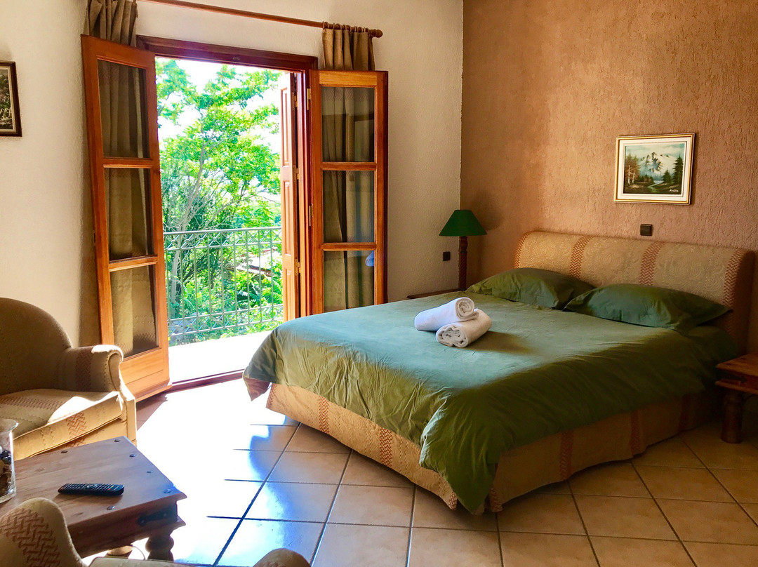 Kalyvia Livadiou酒店住宿-Nikky's Place