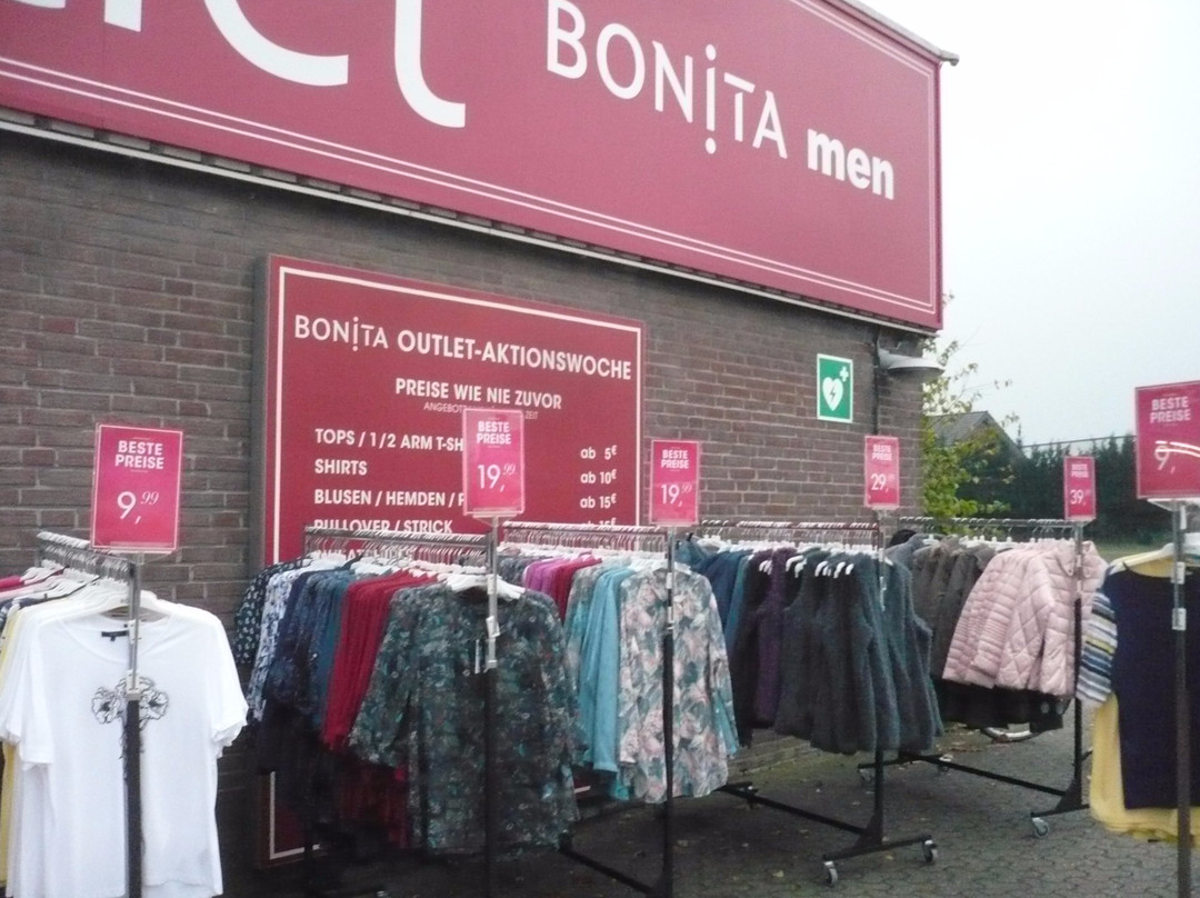 Bonita und Tom Tailor景点图片