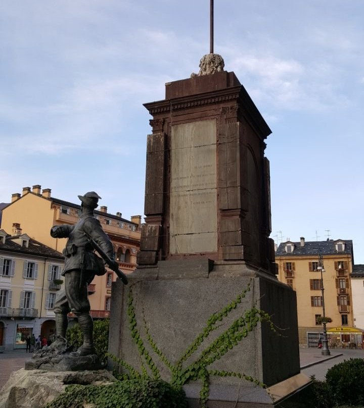 Monumento al Soldato Valdostano景点图片
